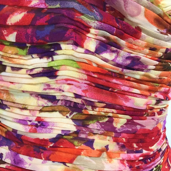 Gorgeous Floral Dress by Ralph Lauren 6 EUC - Picture 5 of 7